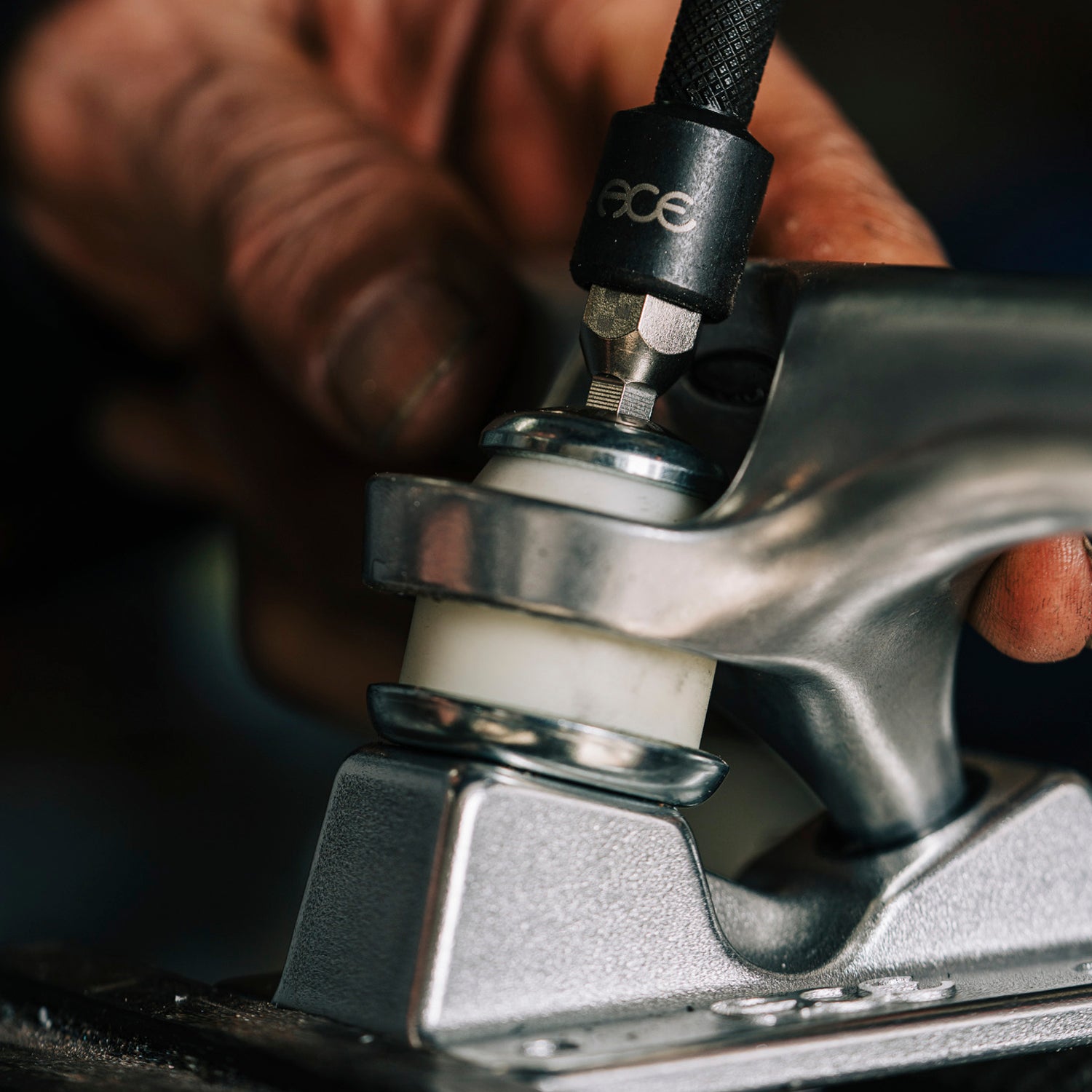 AF1 Inverted Ace Adapter Tool