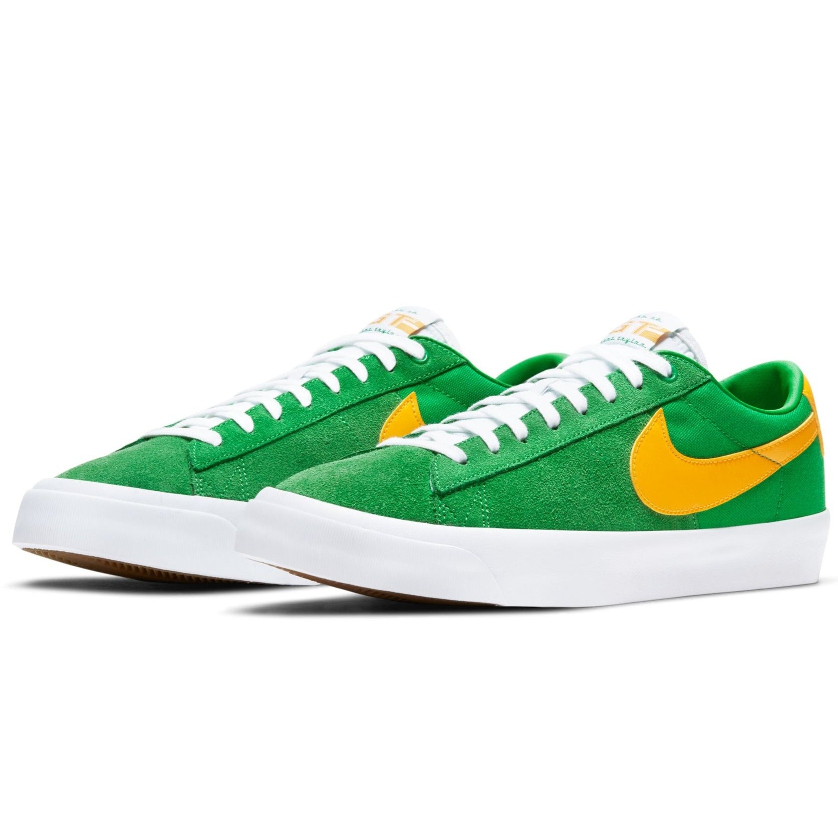 Lucky green GT Blazer Low Pro Nike SB Skate Shoe Front