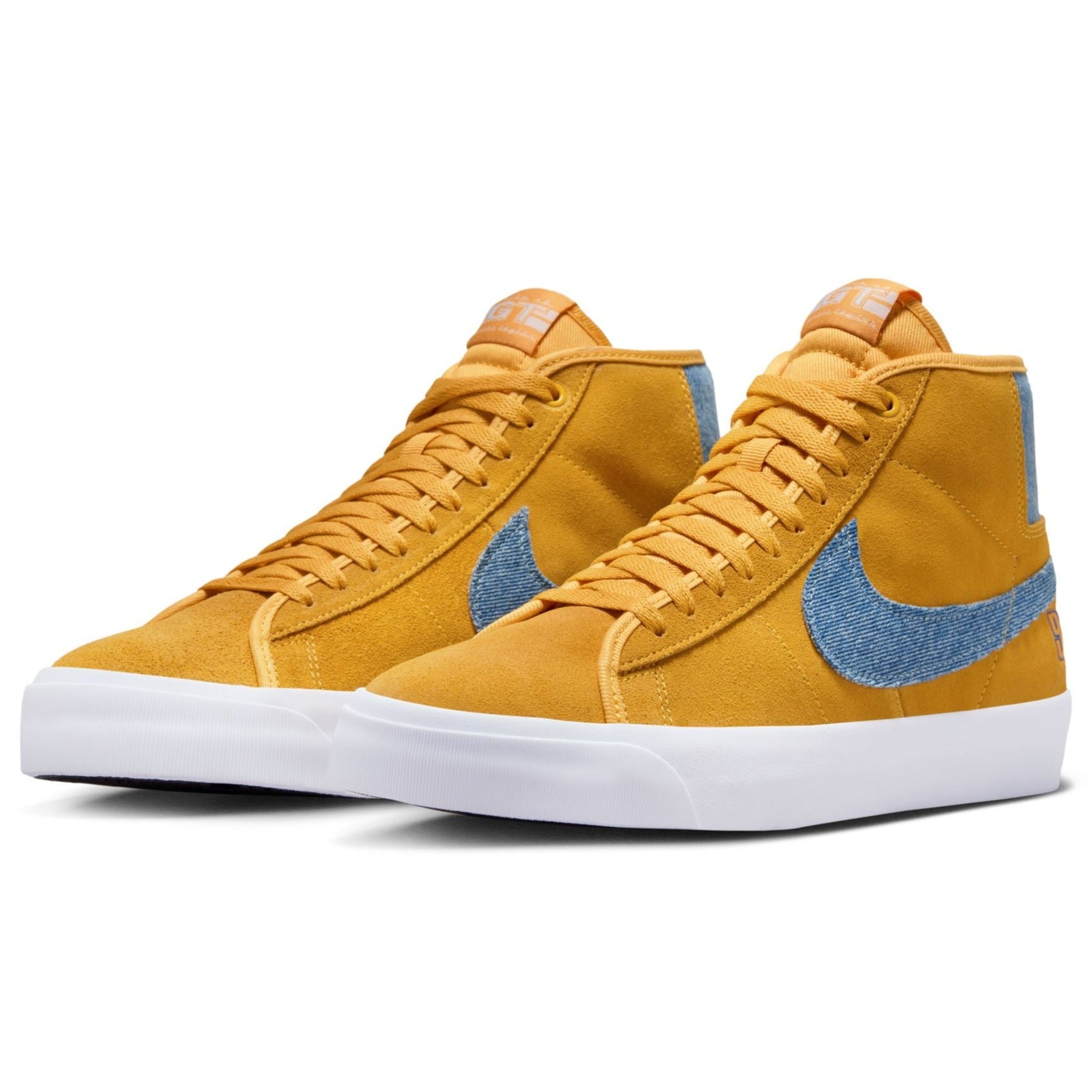 GT Pro Blazer Mid Nike SB Skate Shoe Front