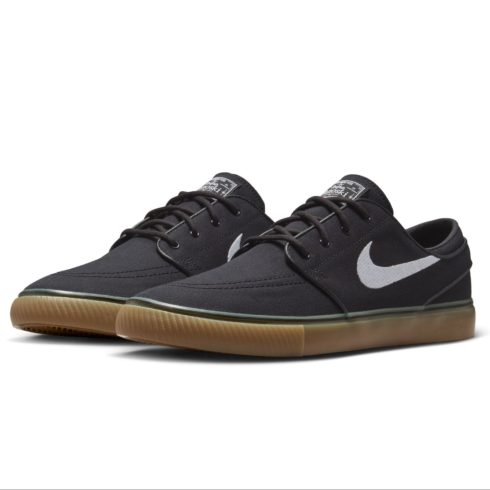 Black/White Canvas Janoski OG+ Nike SB Skate Shoe Front
