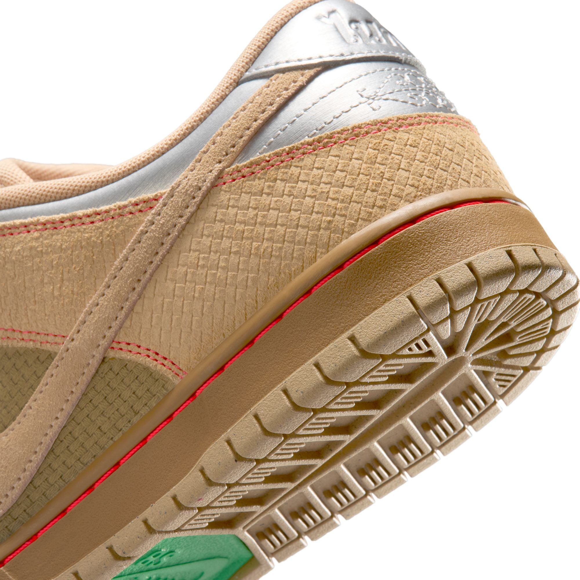 Som Tum Thai New Year Nike Sb Dunk low Skate Shoe Front Detail