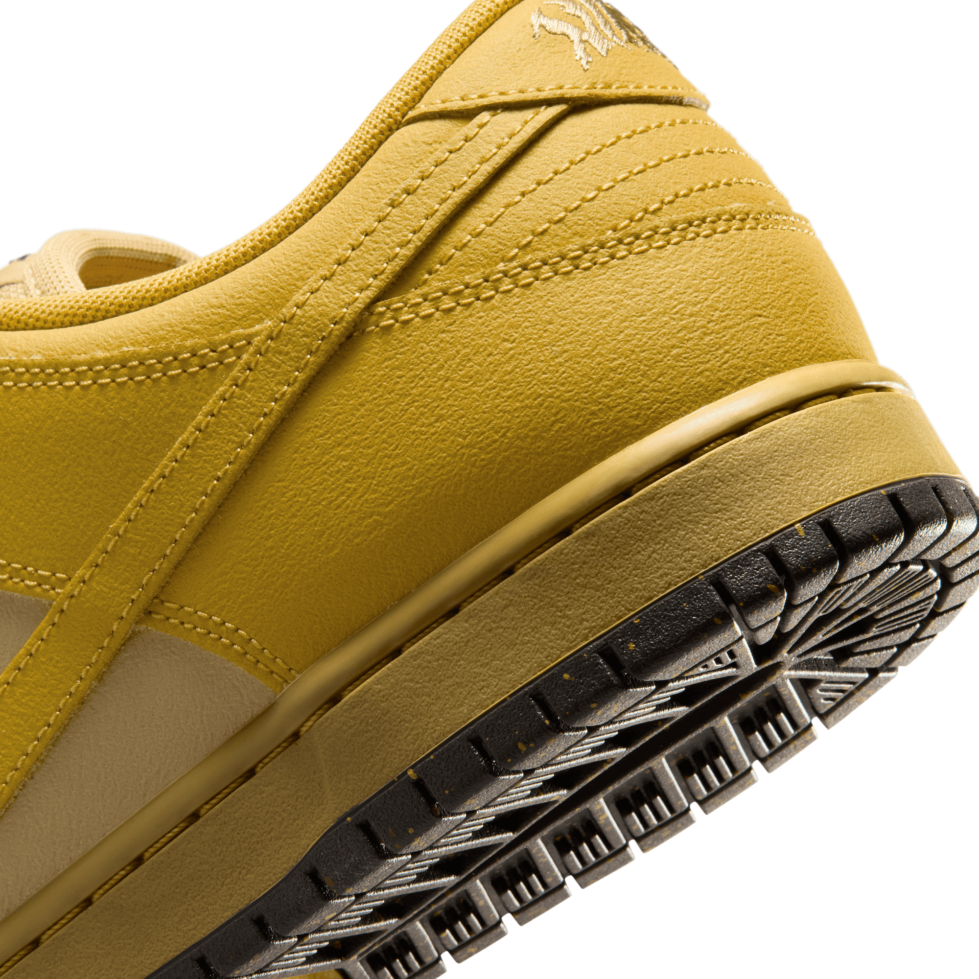Hatch Chili Nike SB Dunk Low Skate Shoe Detail