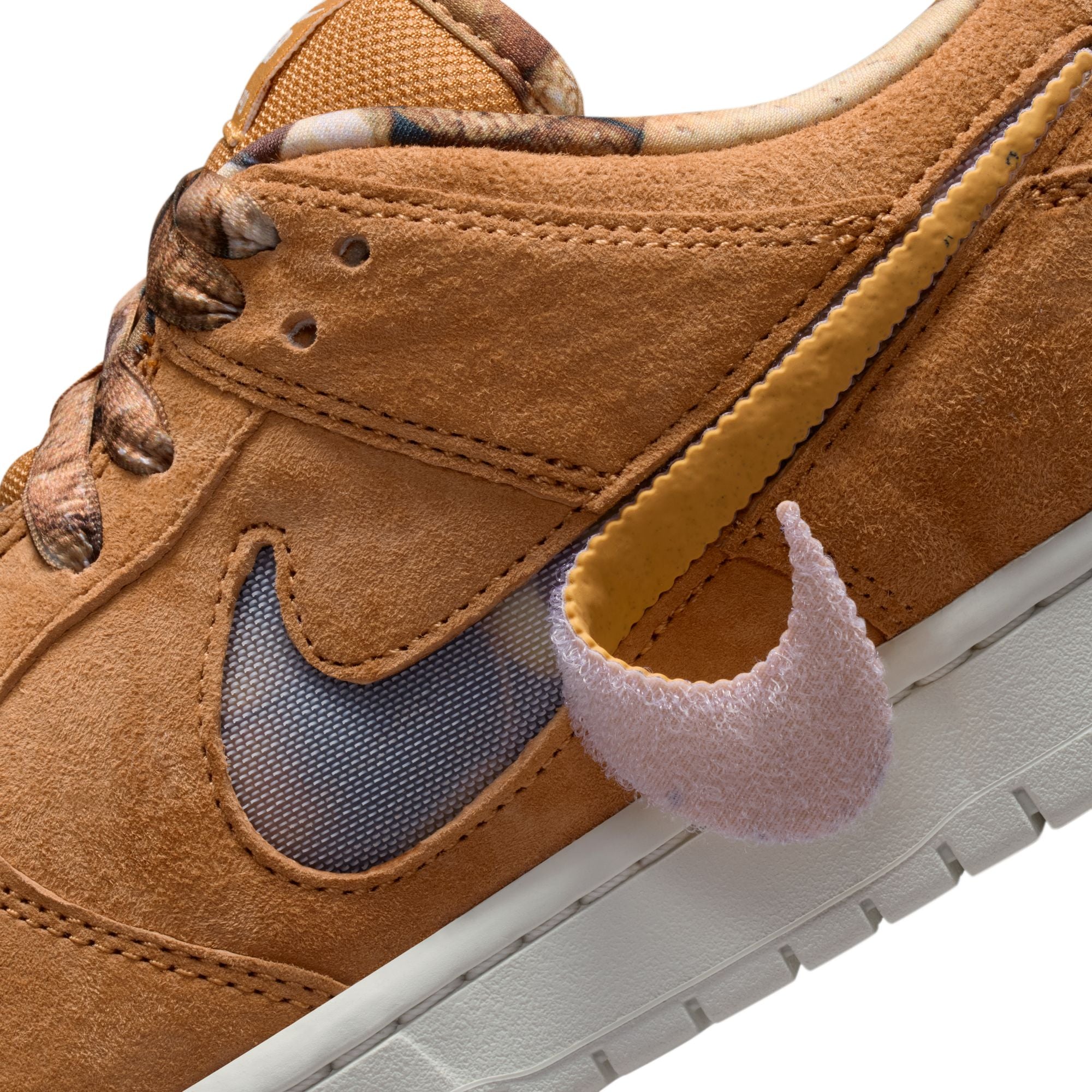 Note Skate Shop Nike Sb Dunk Low Pro Skate Shoe Detail