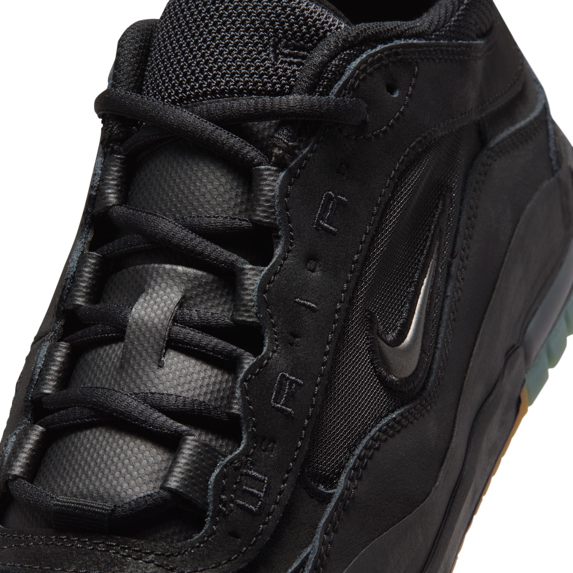 Black/Gum Air Max Ishod Nike SB Skate Shoe Detail