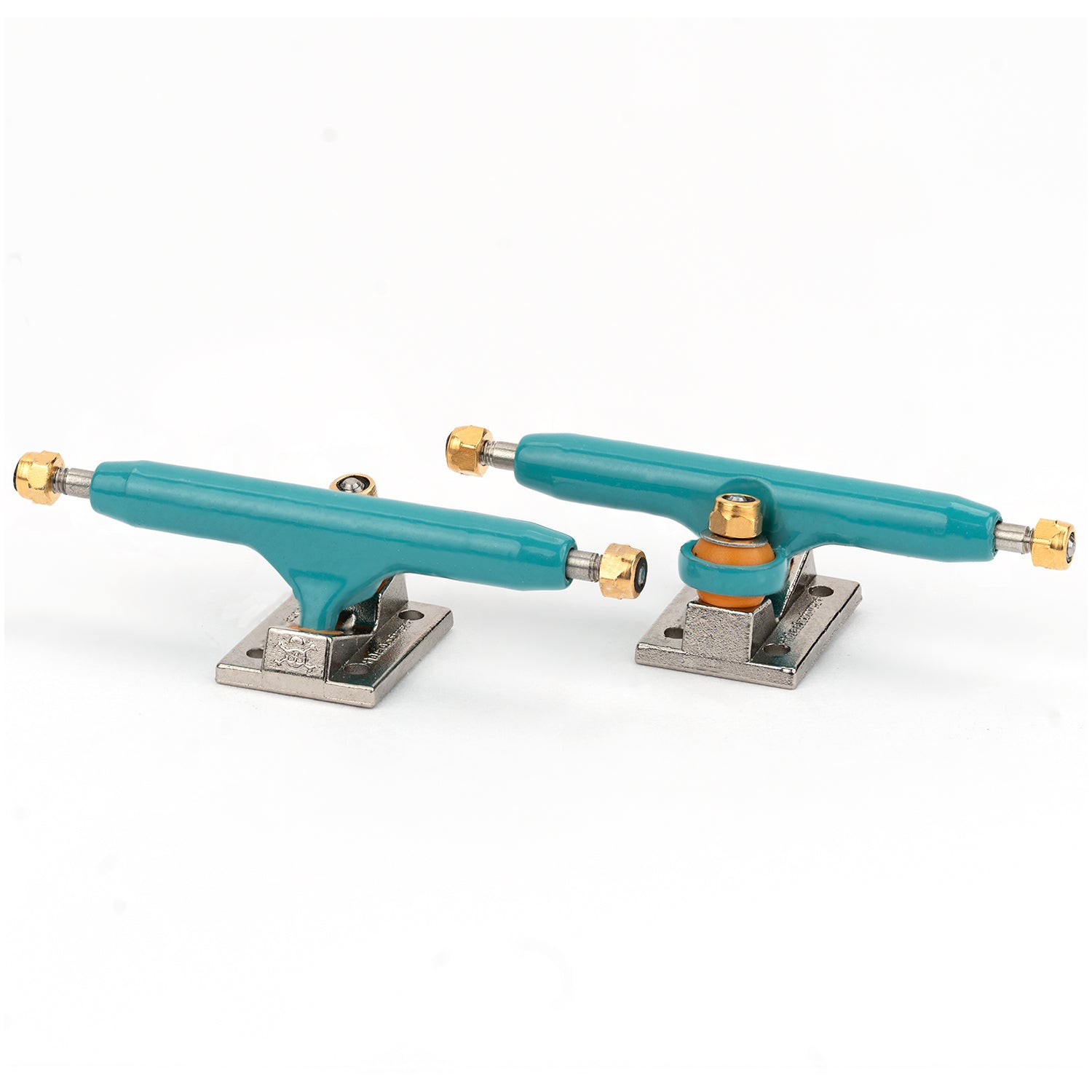 Turquoise/Silver 34mm 30 Blackriver Fingerboard Trucks