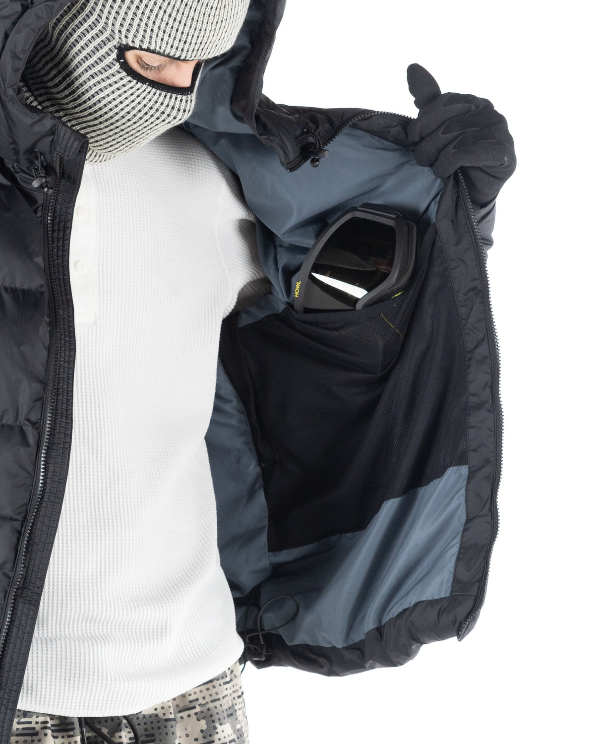 Black Howl puffy jacket with large insie pocket