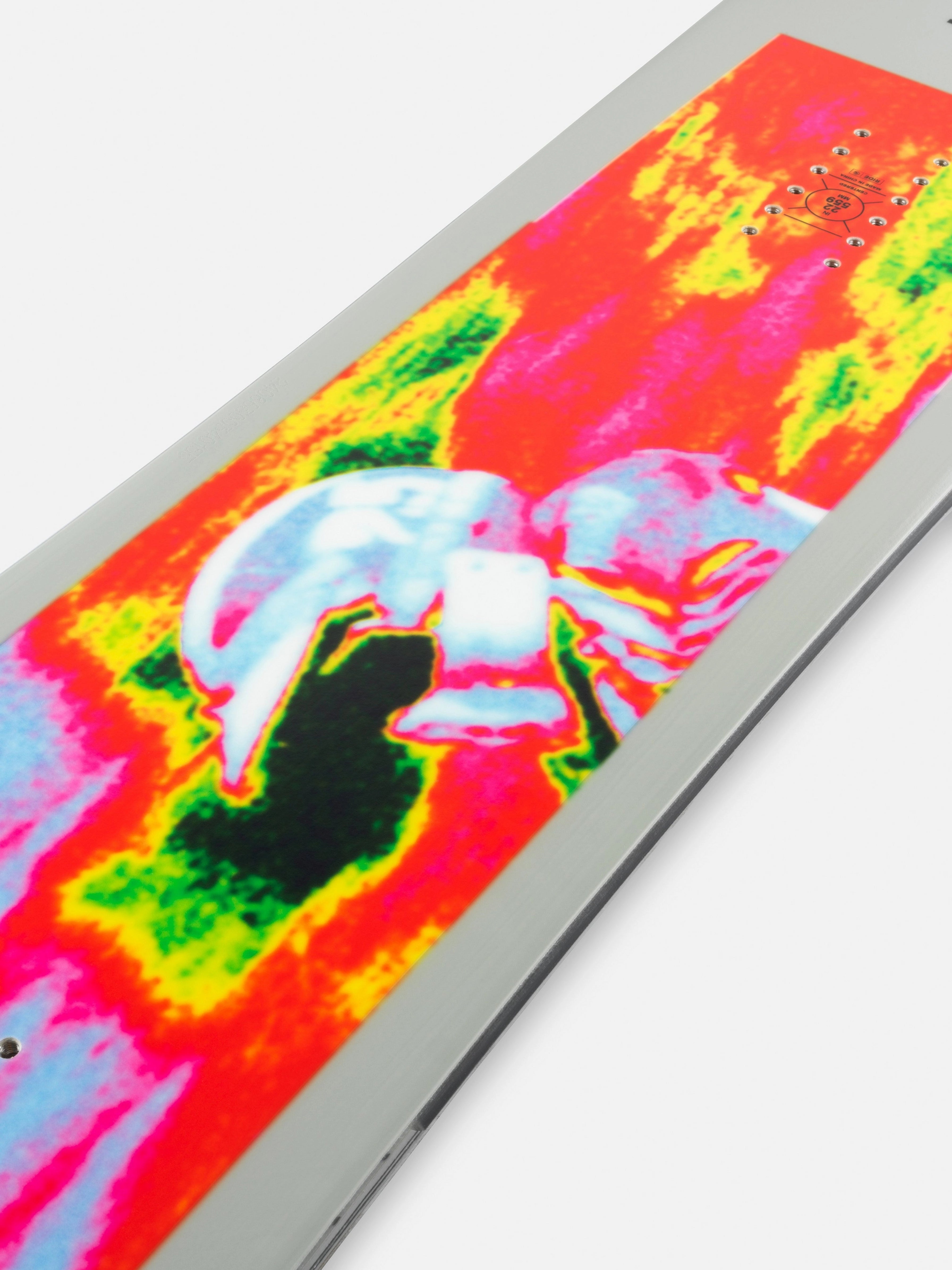 2026 Burnout Ride Snowboard Detail