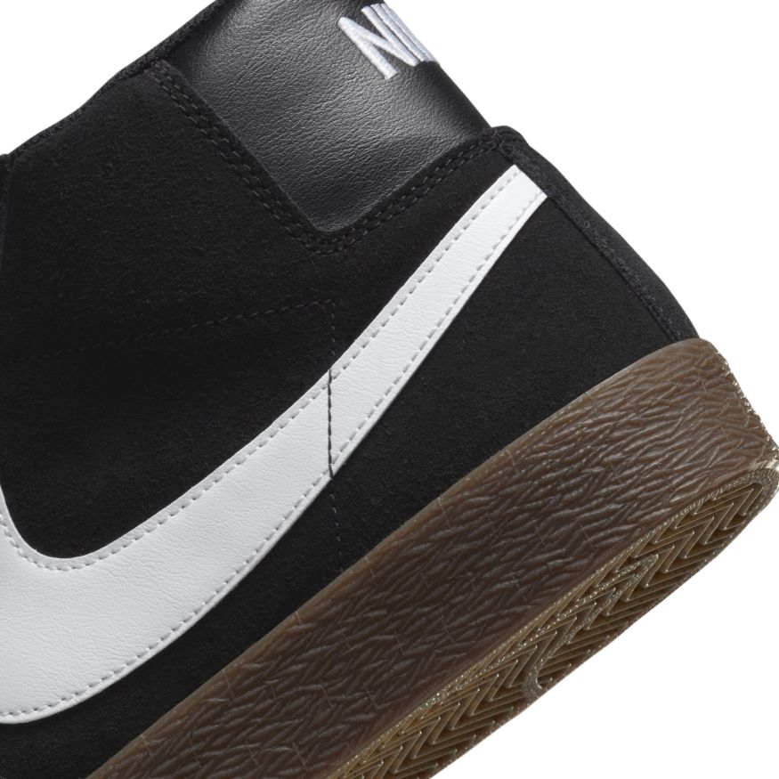 Black/Gum Blazer Mid Nike SB Skateboarding Shoe Detail