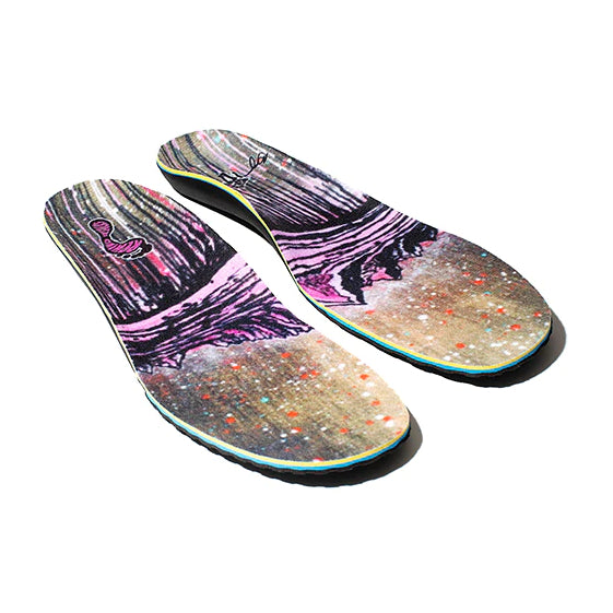 Bryan Iguchi Alpenglow Medic Mid Arch Remind Insoles Side