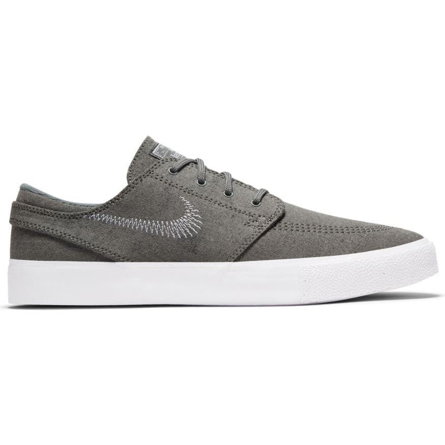Grey Flyleather Stefan Janoski Remastered Nike SB Skateboarding Shoe