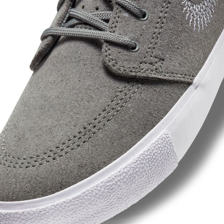 Grey Flyleather Stefan Janoski Remastered Nike SB Skateboarding Shoe Detail
