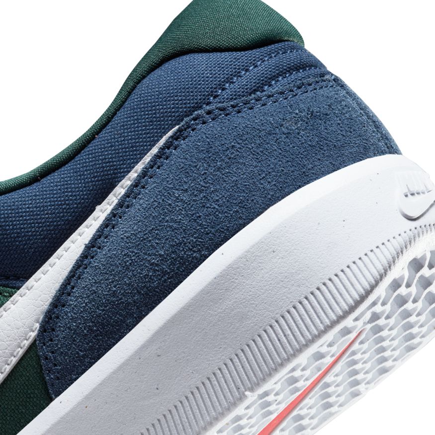 Navy Force 58 Nike SB Skateboarding Shoe Detail