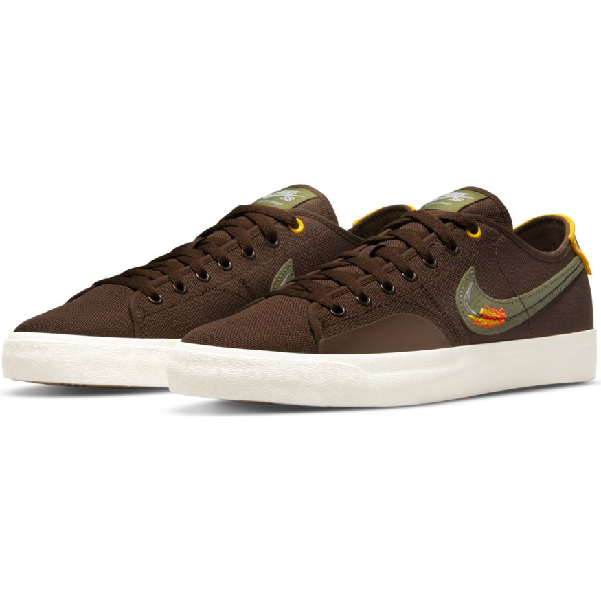 Baroque Brown Daan VanderLinden BLZR Court Nike SB Skateboarding Shoe Front