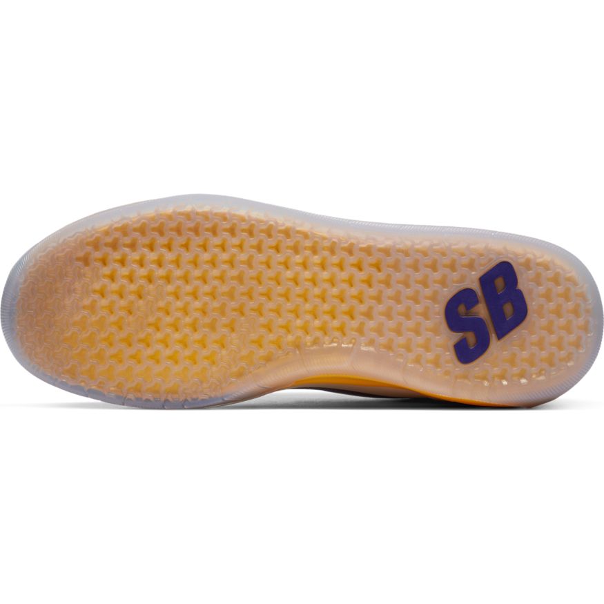 Lebron James NBA Nyjah Free 2 Nike SB Skateboarding Shoe Bottom