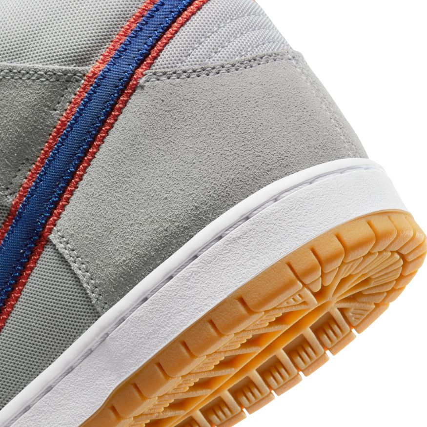 Mets Dunk High Nike SB Skateboarding Shoe Detail