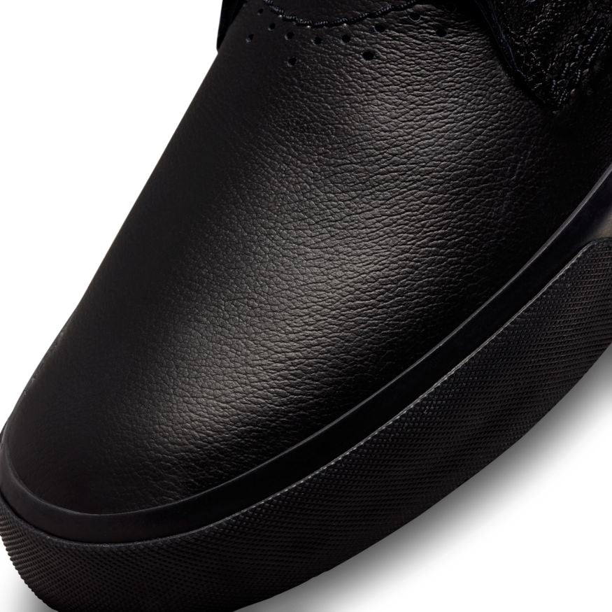 Premium Black Leather Shane O'Neil Nike SB Skateboarding shoe Detail