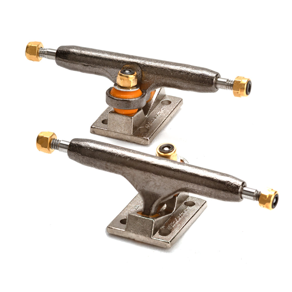 Graphite/Silver 32mm Blackriver Fingerboard Trucks