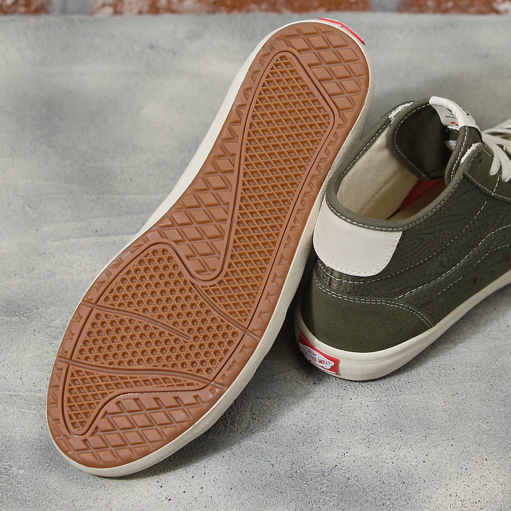 Army green suede skateboard shoes