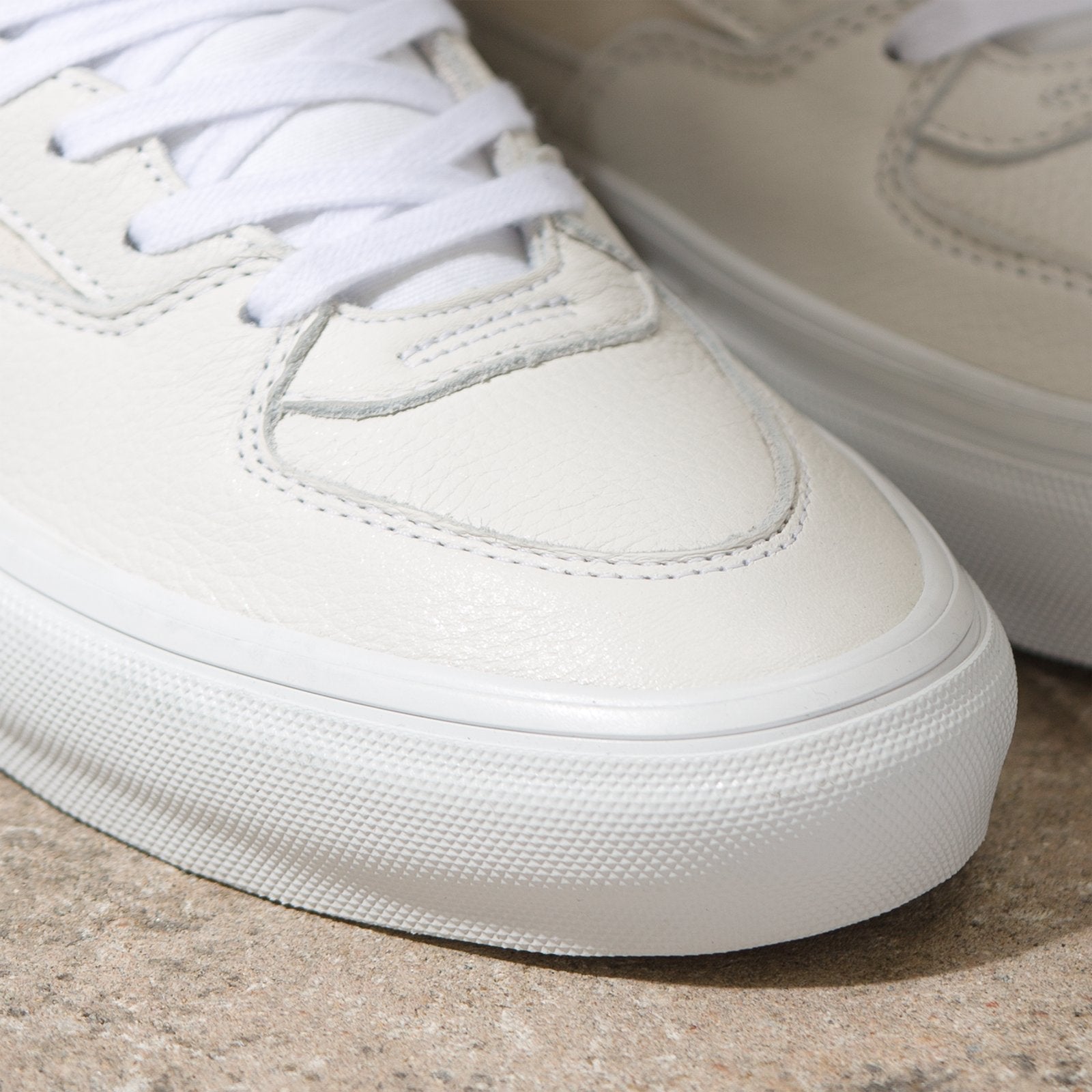 White Leather Daz Vans Skate Half Cab Shoe