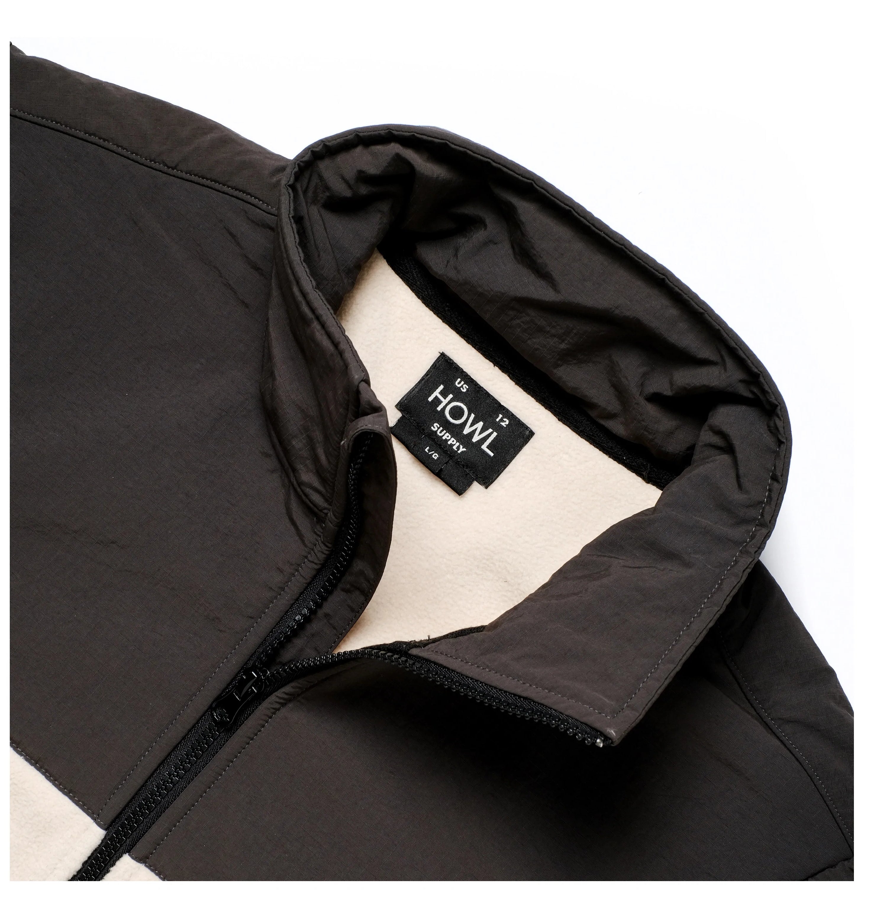 Marshmallow Howl Supply Polar Fleece Zip Detail