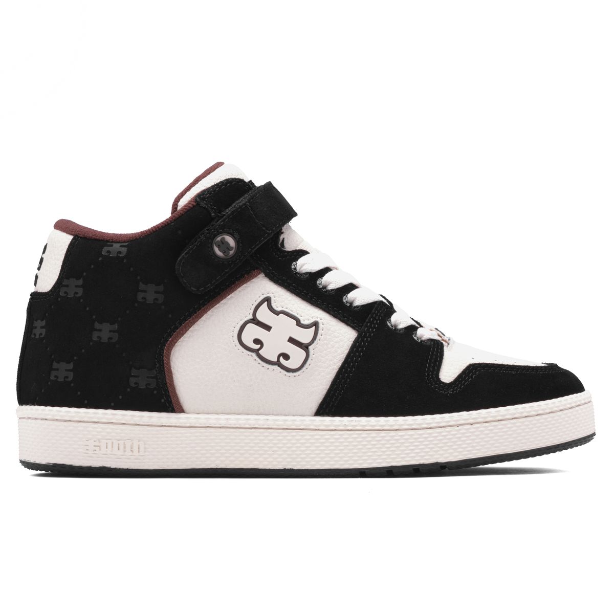 Black Suede Grasshopper Ipath Skate Shoe