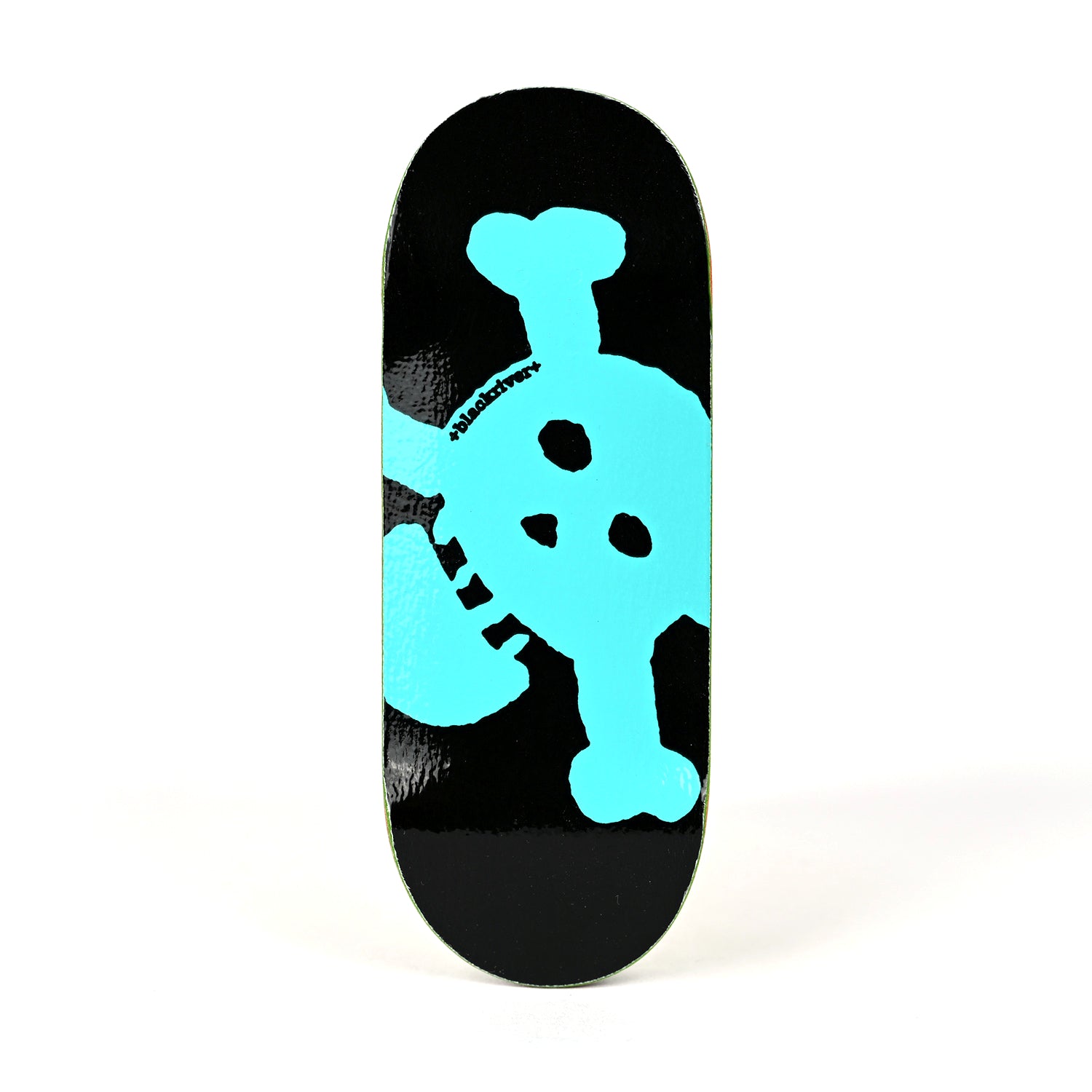 Turquoise New Skull Blackriver Fingerboard deck