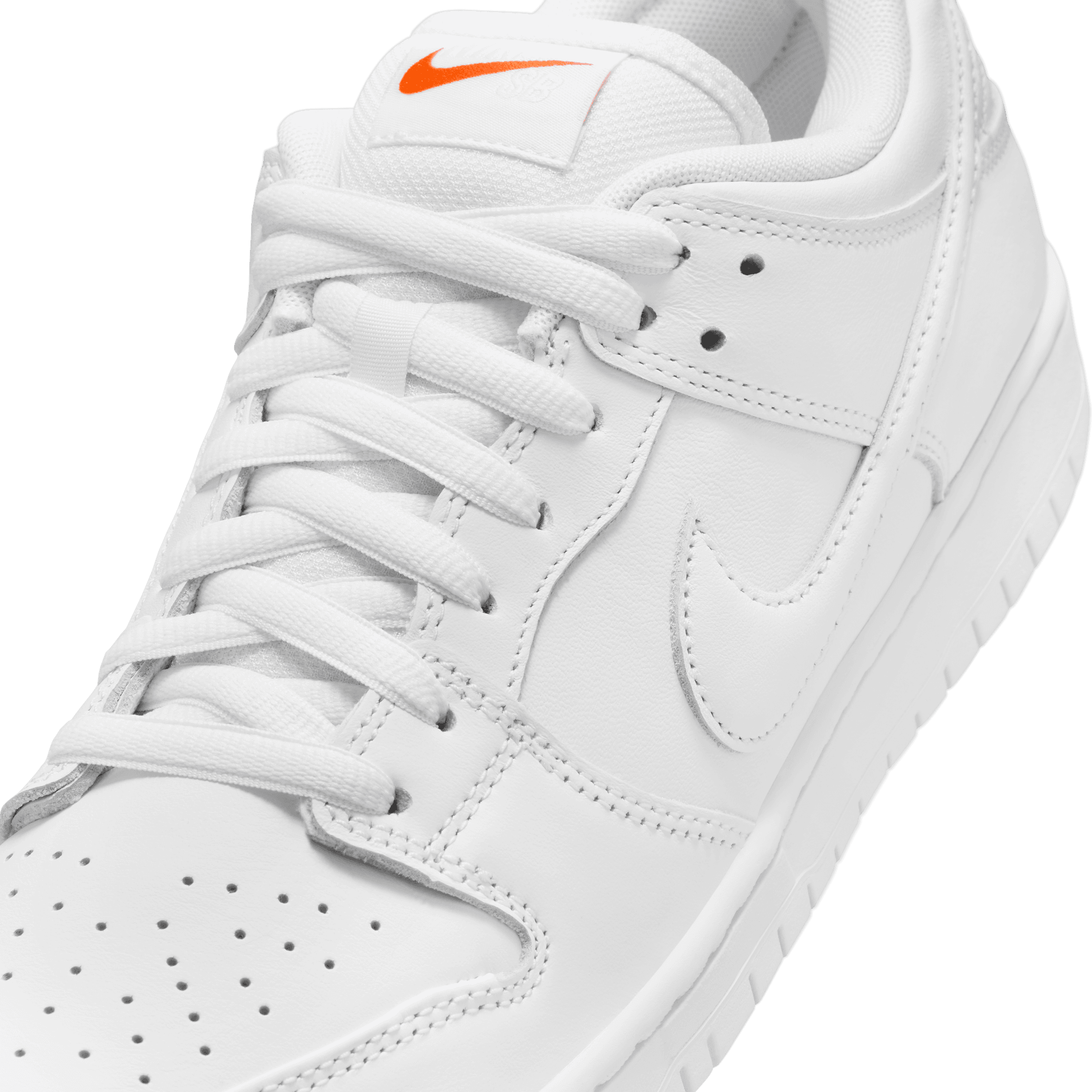 Nike sb triple white sales