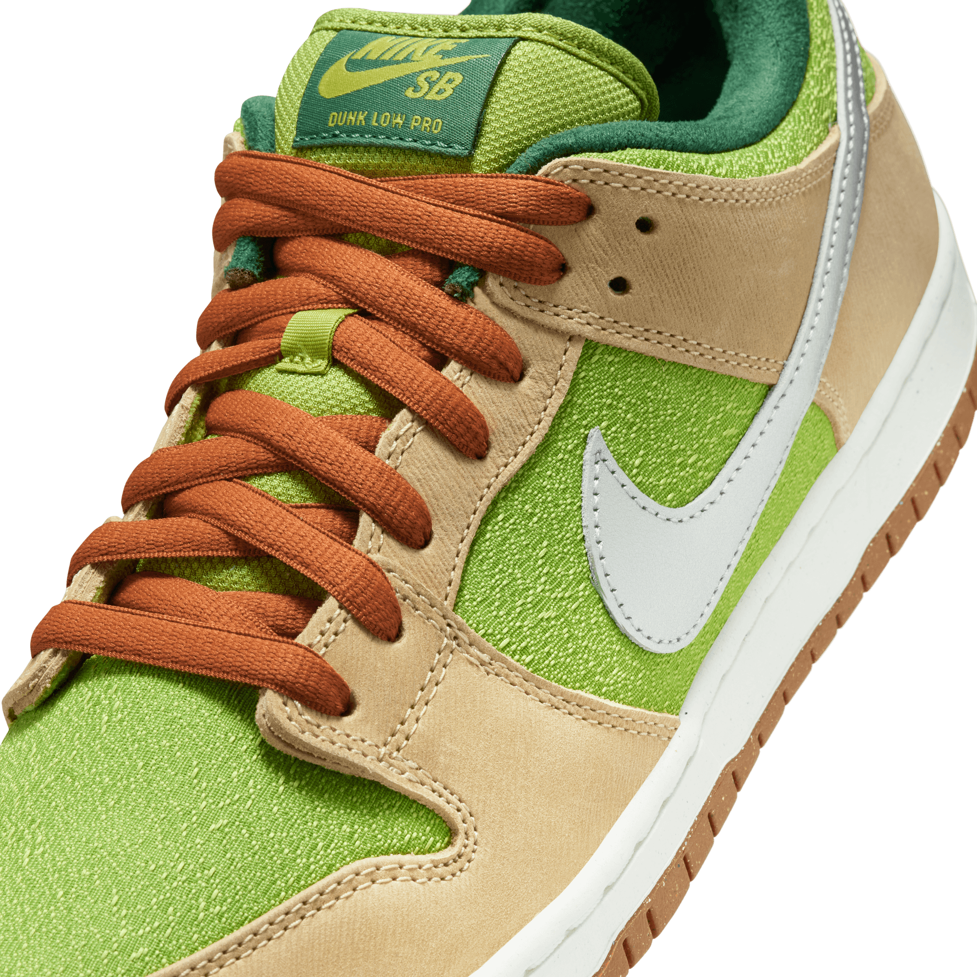 Escargot Dunk Low Pro Nike SB Skate Shoe Detail