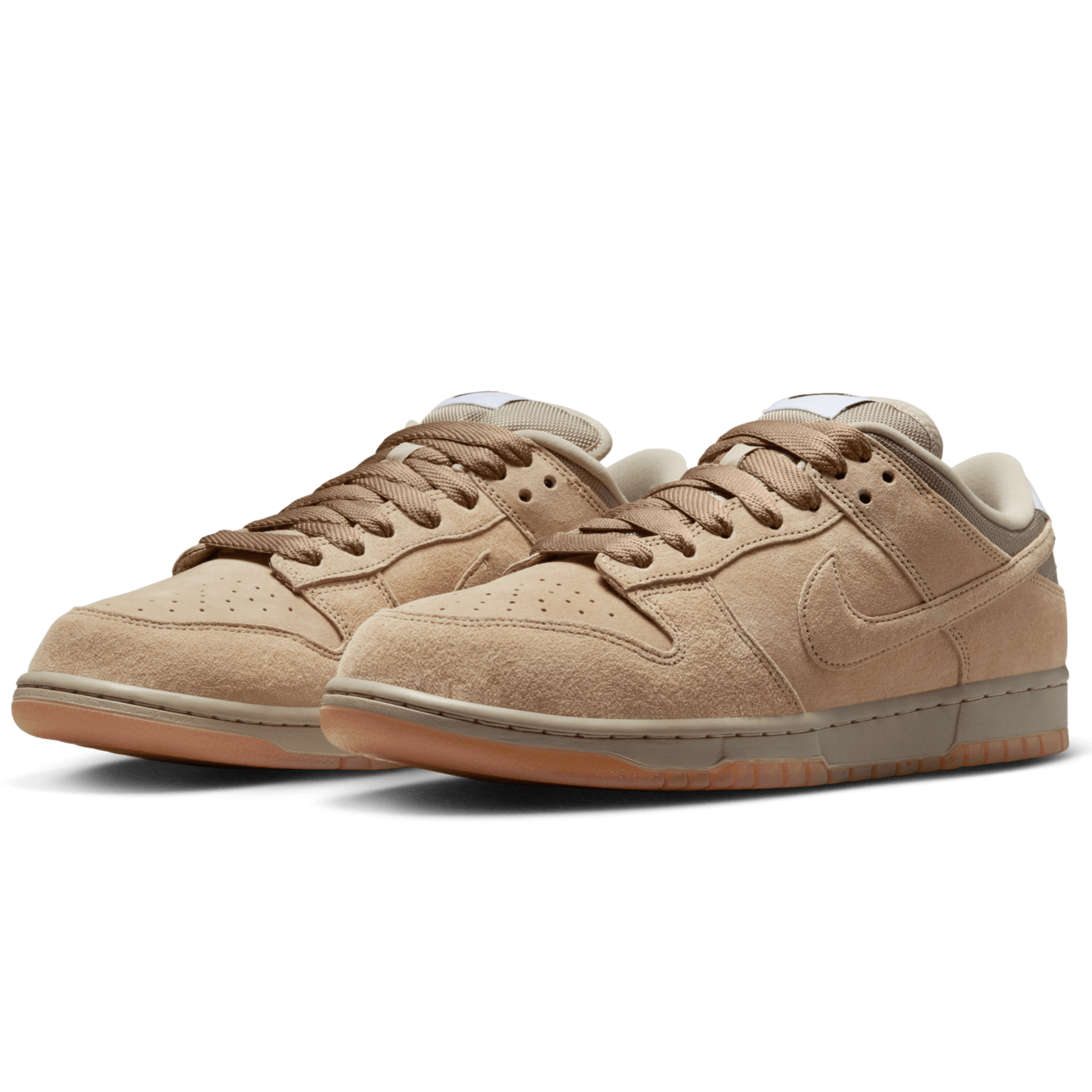 Parachute Beige Dunk Low Pro B Nike SB Skate Shoe Front