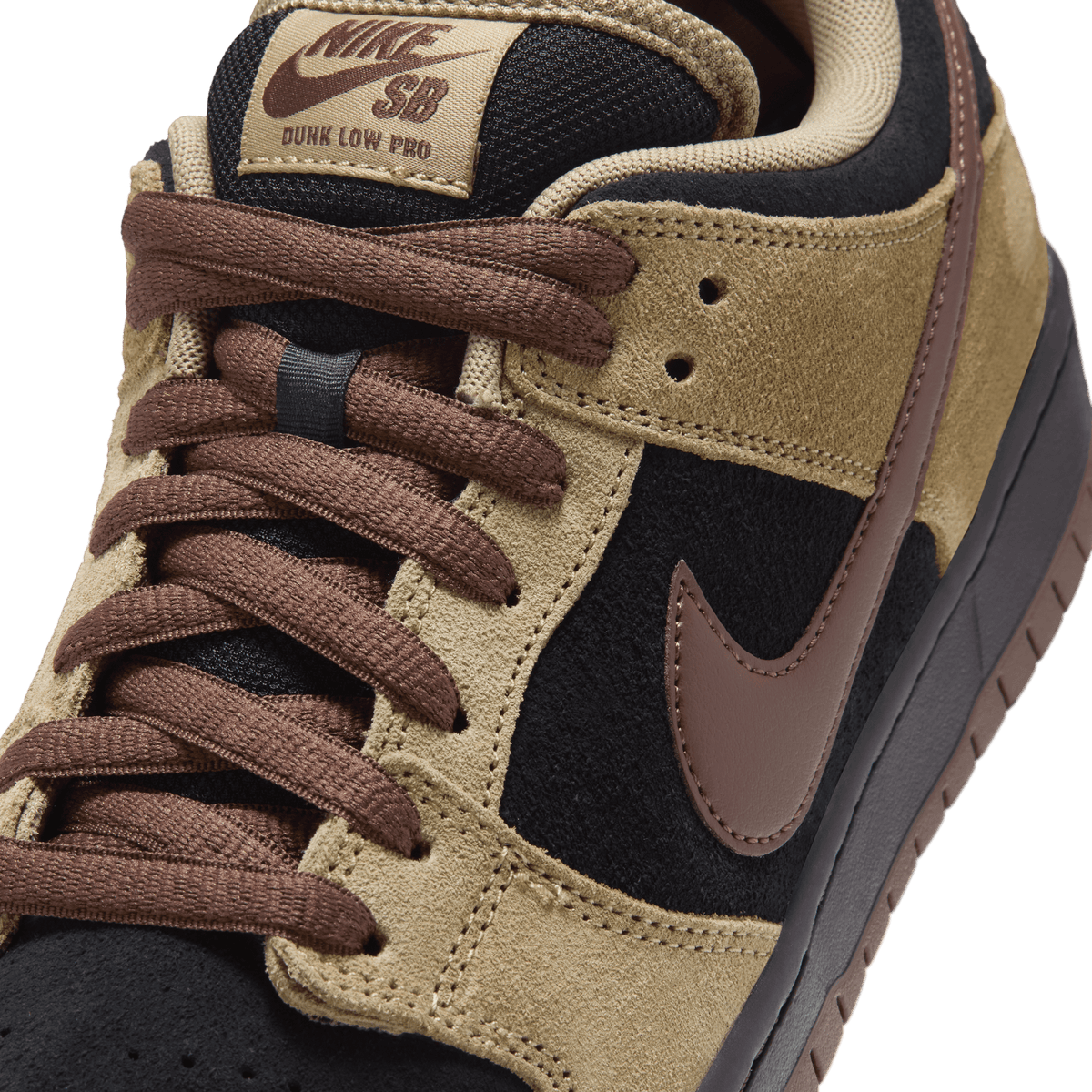 Light Chocolate Nike SB Dunk Low Pro Skate Shoe Detail