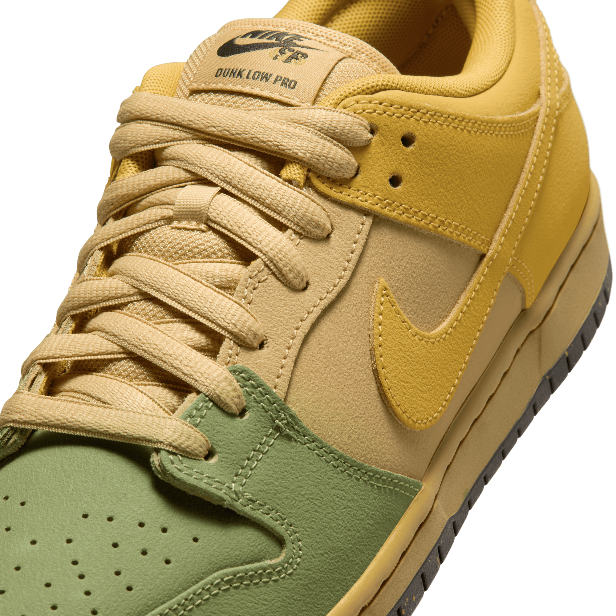 Hatch Chili Nike SB Dunk Low Skate Shoe Detail