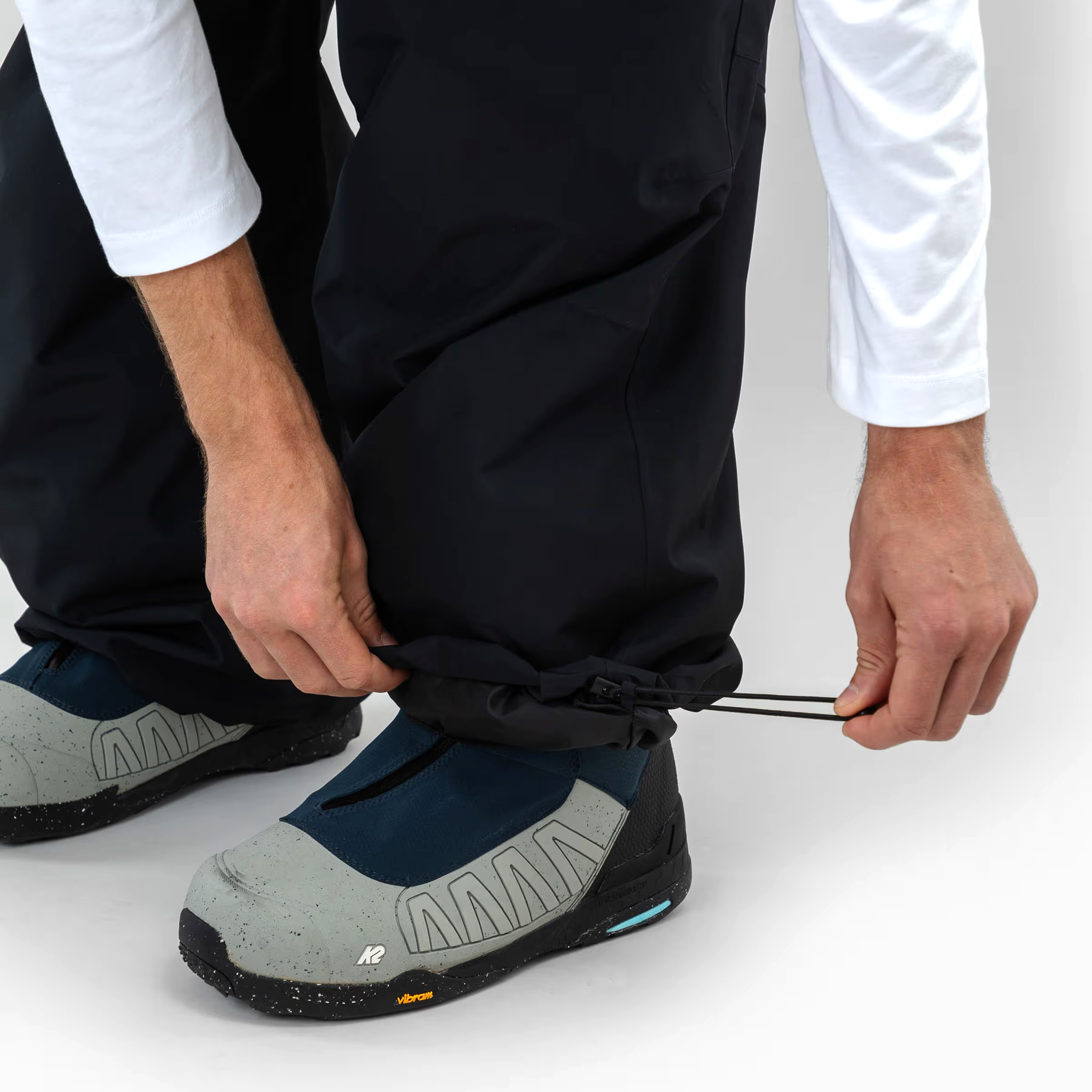 Black Beyond Medals Park snowboard pants ankle cinch