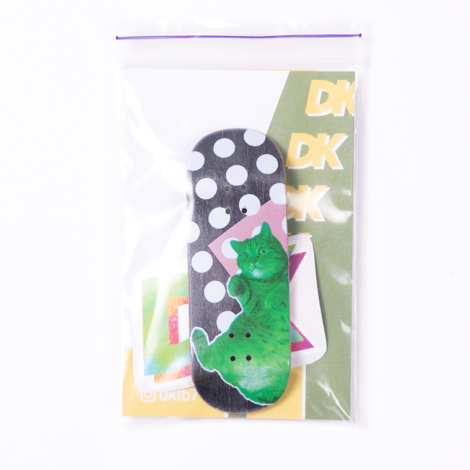 Cat DK Fingerboard Packaging