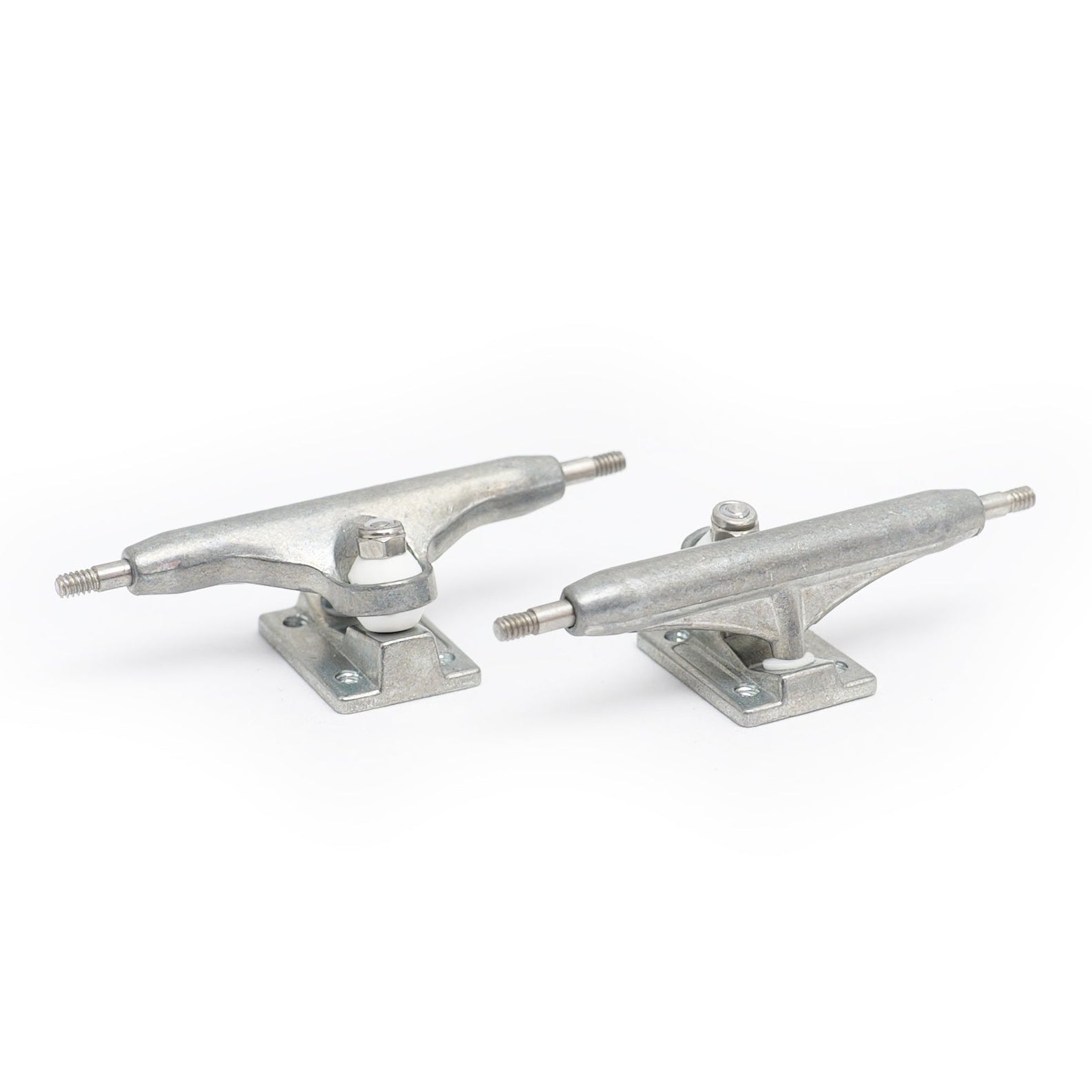 Full Raw Special Edition Dynamic Trucks