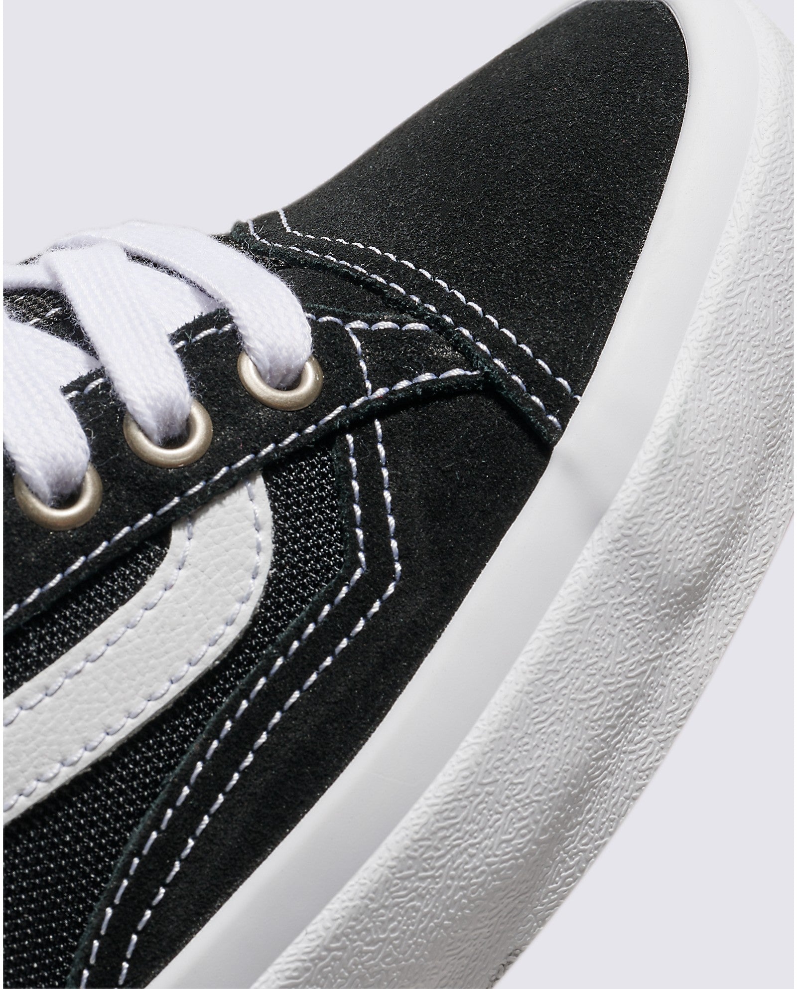 Black/White Skate Old Skool 36+ Vans Skate Shoe Detail