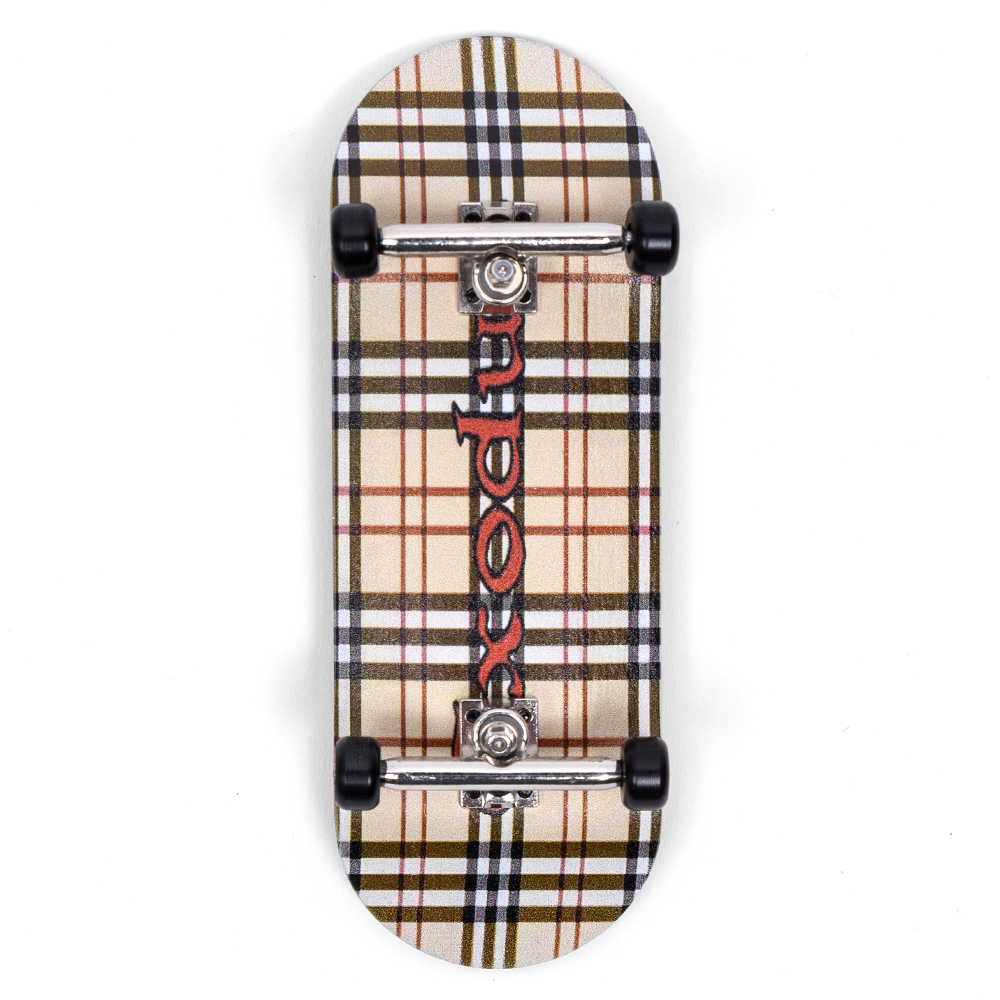 Plaid Exodus complete fingerboard with black wheels