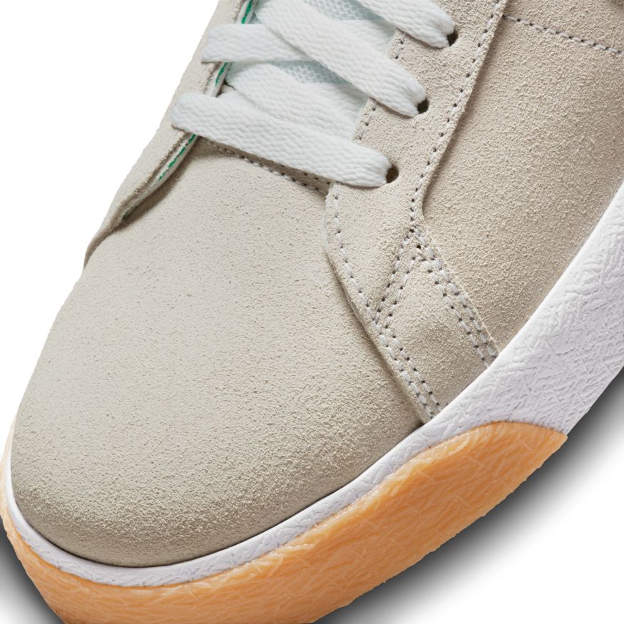 White/Lucky Green Blazer Mid Nike SB Skateboarding Shoe Detail