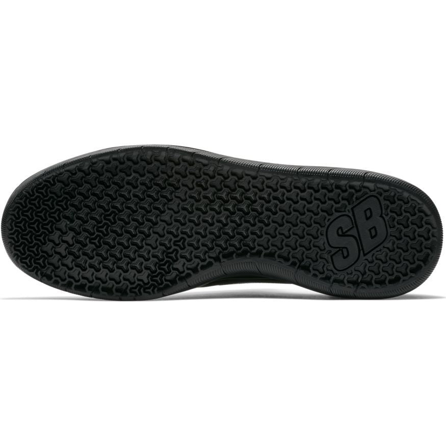 Nike SB Nyjah Free Skate Shoe - Black/Black - Black