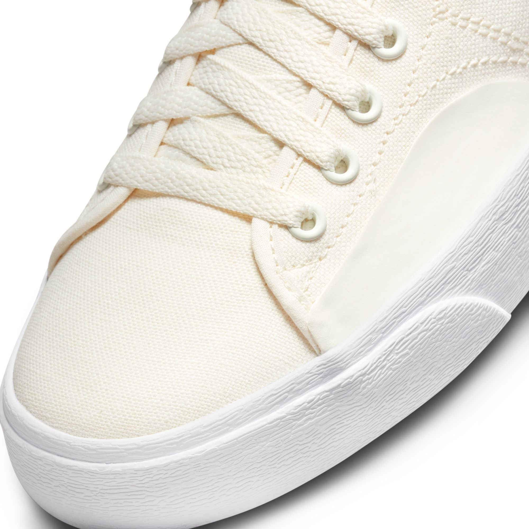 Sail/White Blazer Mid Court Nike SB Skate Shoe Detail