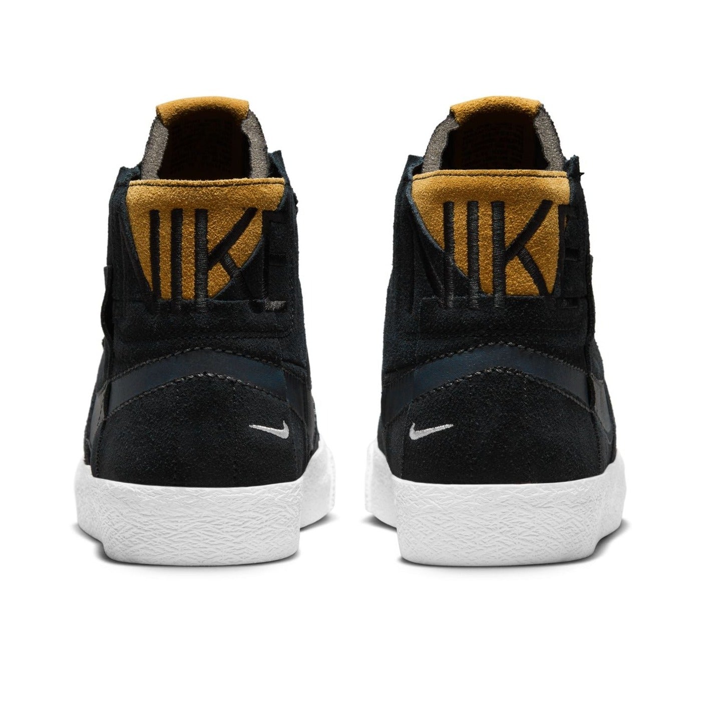 Black Blazer Mid Premium Nike SB Skate Shoe Back