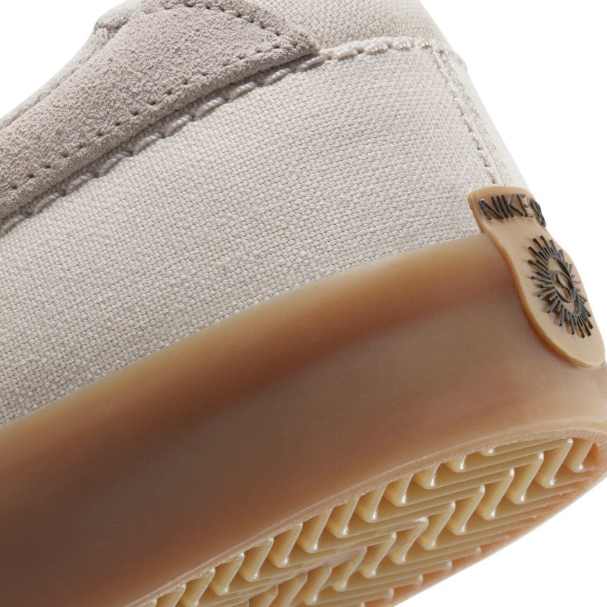 Nike SB Shane Skate Shoes - White/Laser Blue-Gum