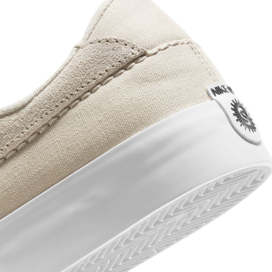 White/Lucky Green Shane O'Neill Nike Sb Pro Skateboard Shoe Detail