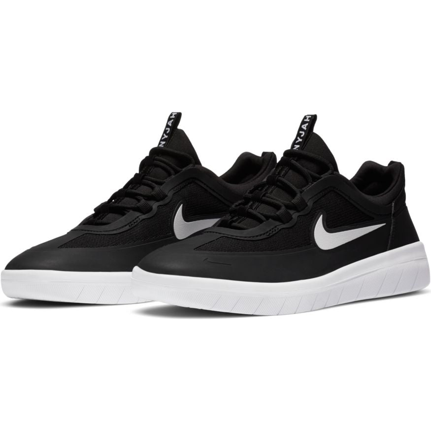 Black/White Nyjah Free 2 Nike SB Skateboarding Shoe Front