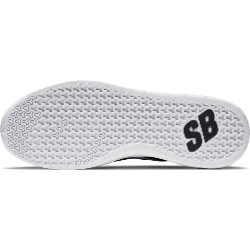 Black/White Nyjah Free 2 Nike SB Skateboarding Shoe Bottom