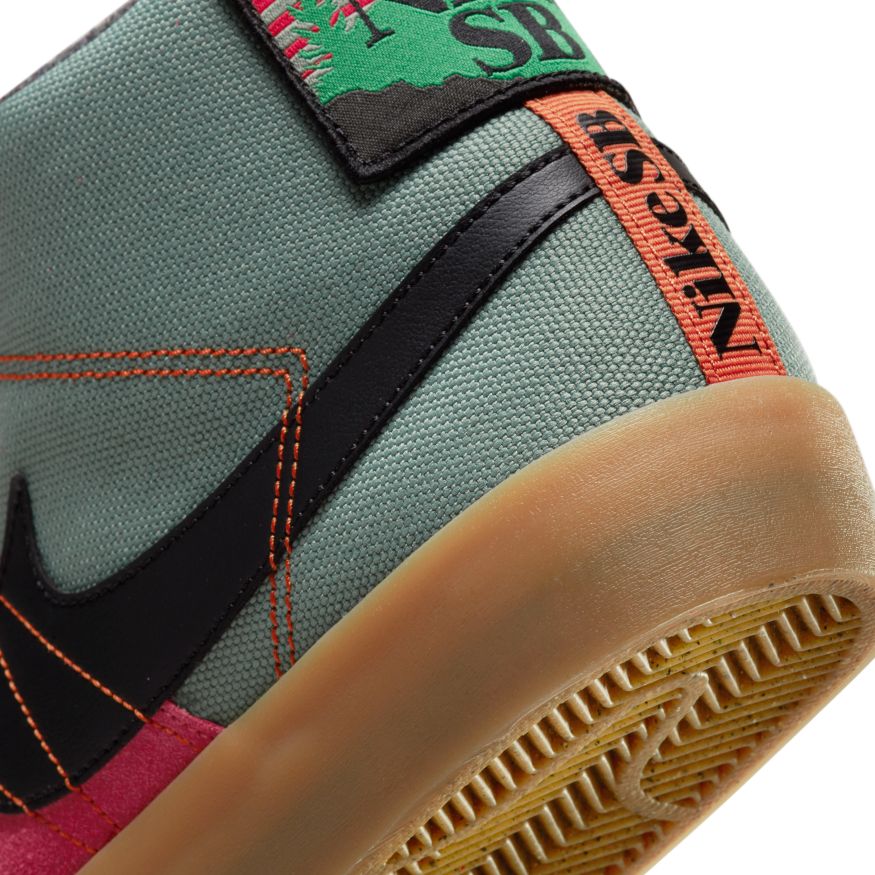 Jade Smoke Blazer Mid Premium Nike SB Skateboarding Shoe Detail