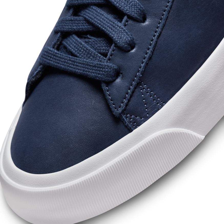 Midnight Navy GT Blazer Low Premium Nike SB Skate Shoe Detail