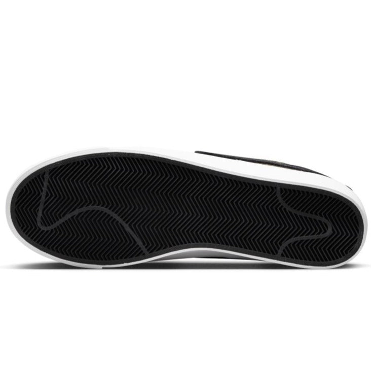 Camo GT Blazer Low Nike SB Skate Shoe Bottom