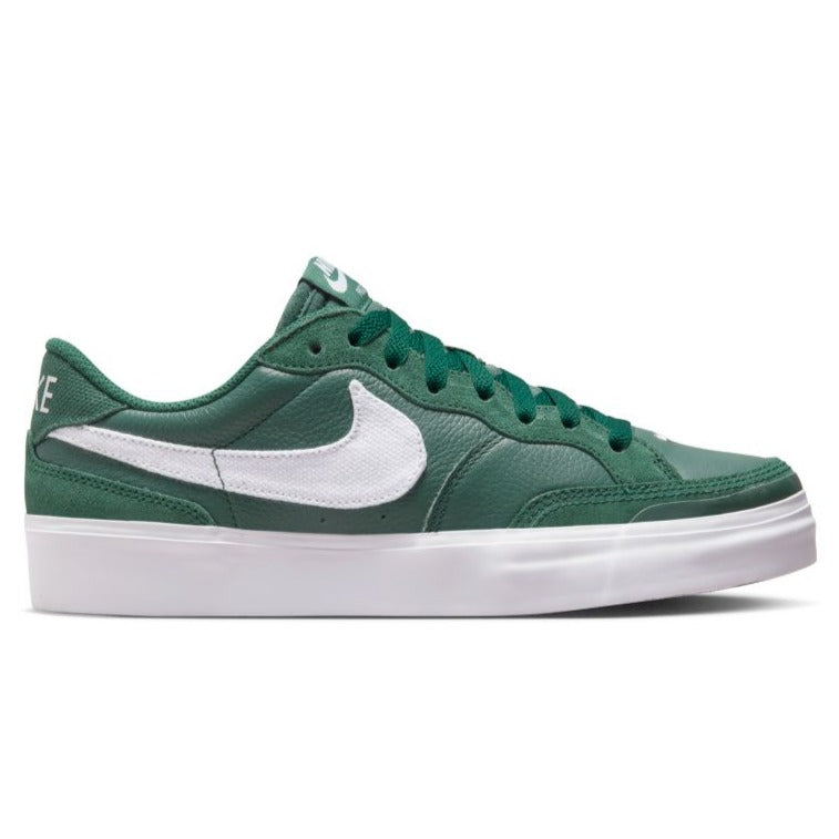 Gorge Green Plus Premium Nike SB Pogo Skateboard Shoe