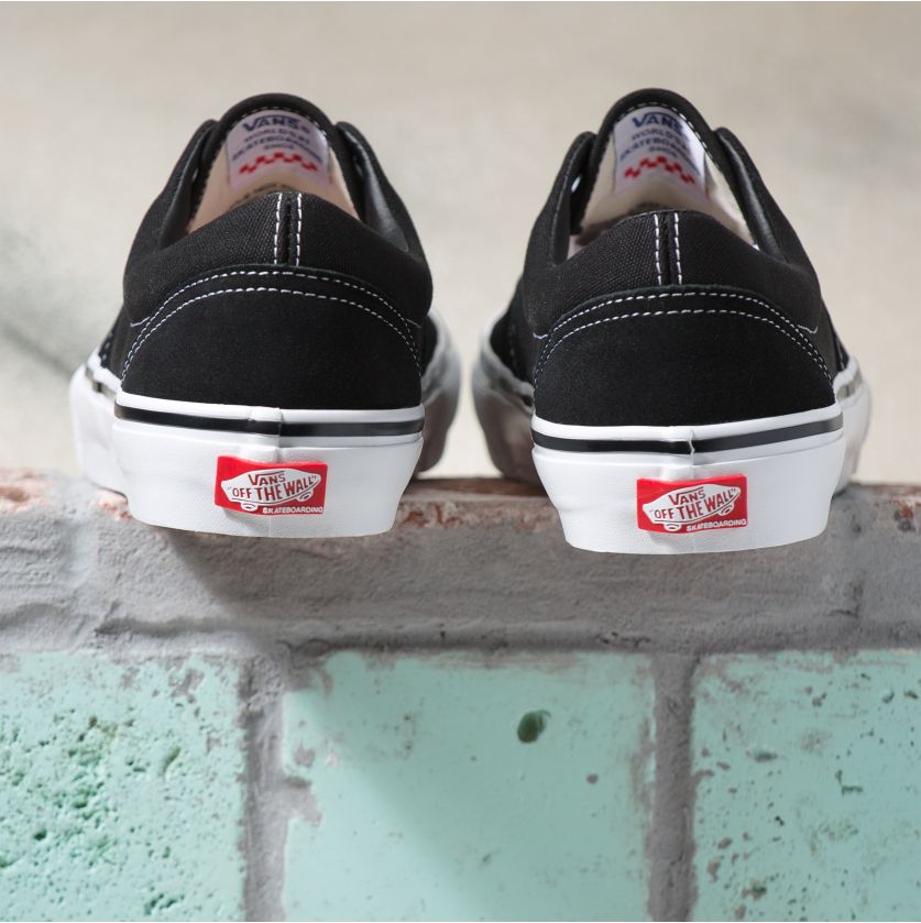 Black/White Skate Era Vans Skateboard Shoe Back