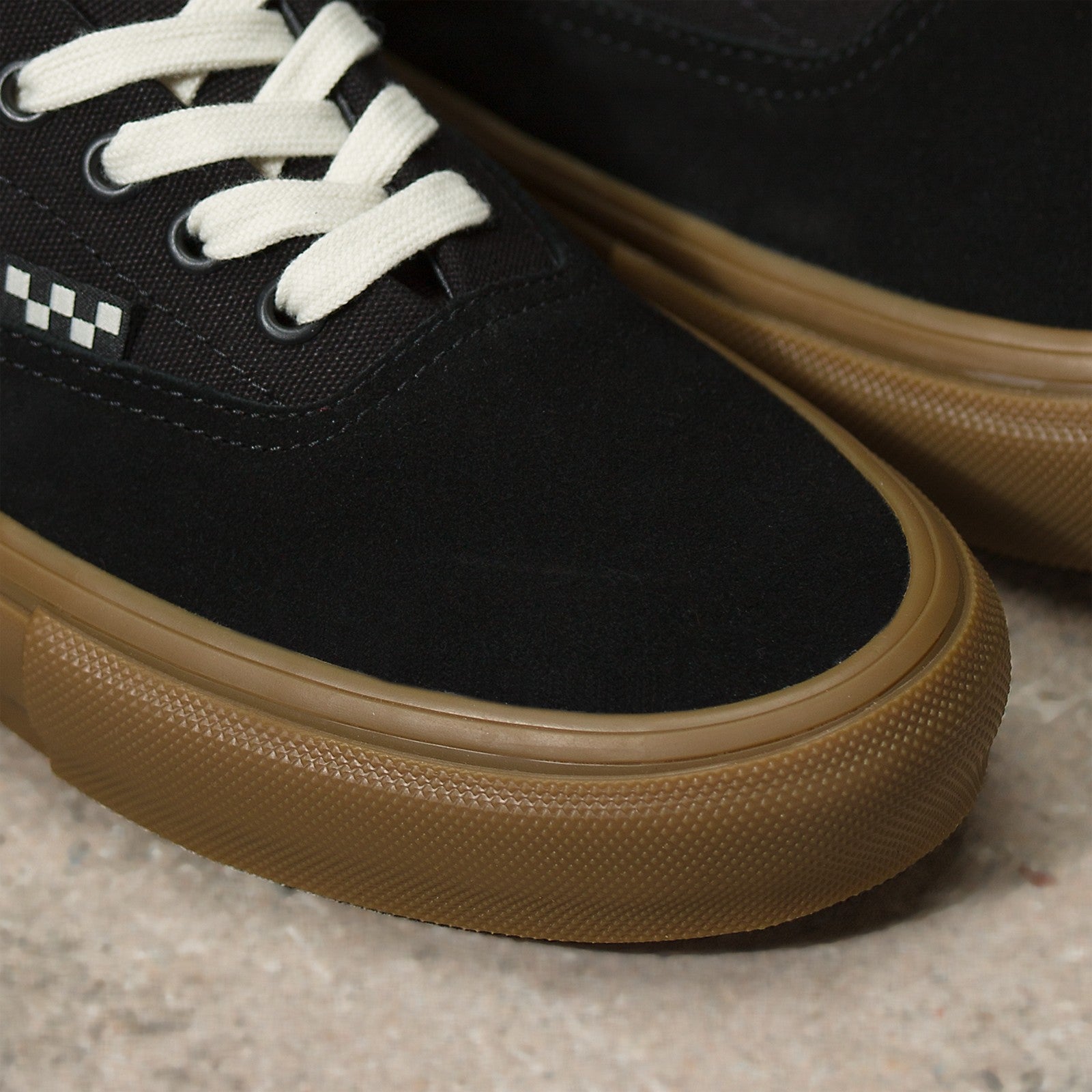 Black/Gum Skate Era Vans Skateboard Shoe Detail